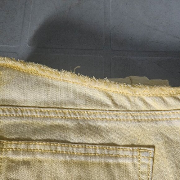 Joe Fresh Jeans - Picture 2 of 4